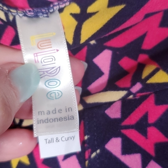 Lularoe TC Leggings Pink Yellow Blue Purple Geometric Print Size Tall Curvy - Picture 4 of 4